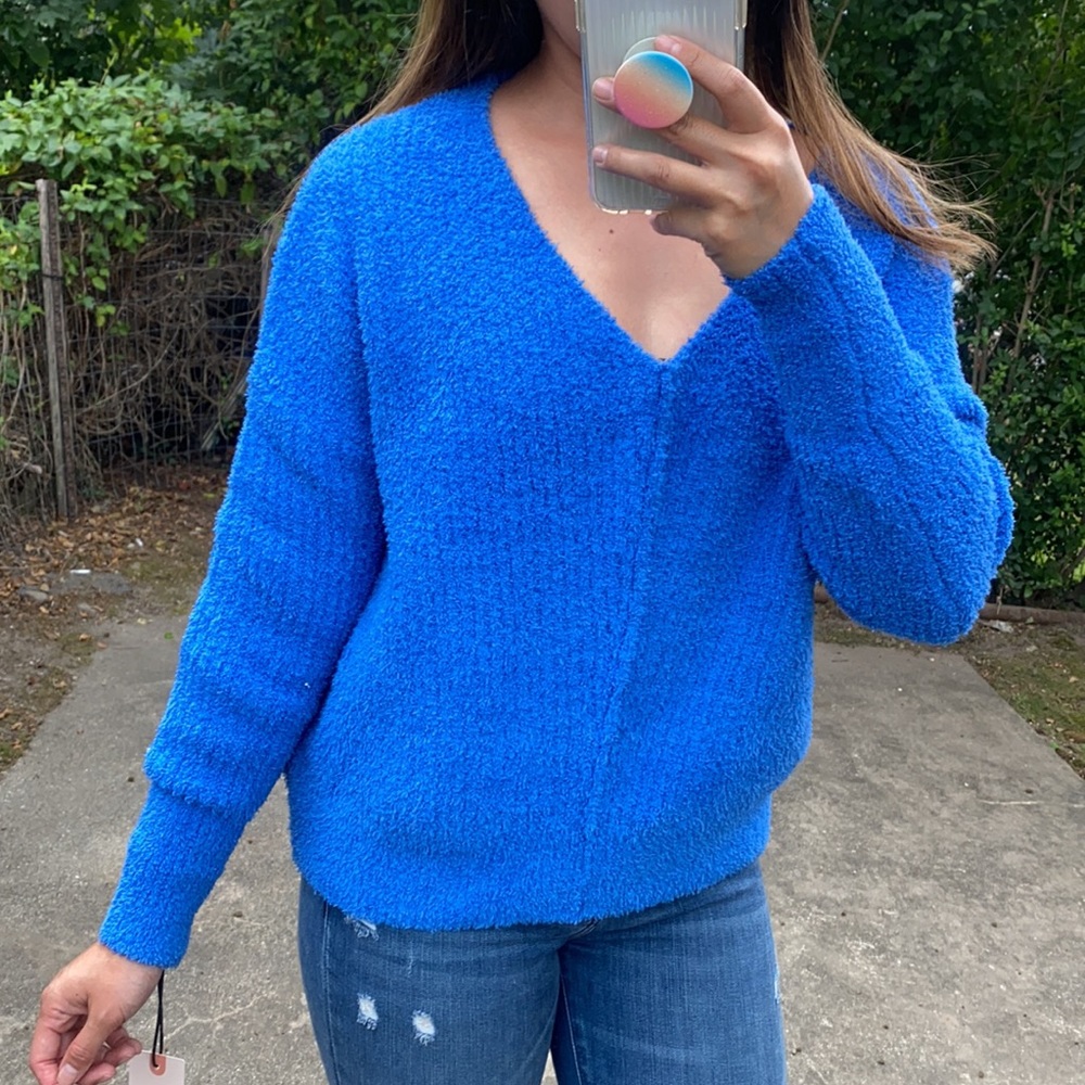 🆕Sincerely Jules cobalt blue chenille sweater